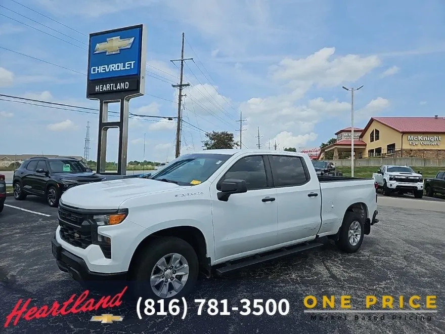2022 Chevrolet Silverado 1500 photo 1
