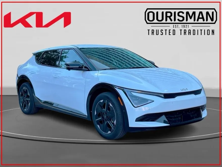 2025 Kia EV6 Wind photo 1