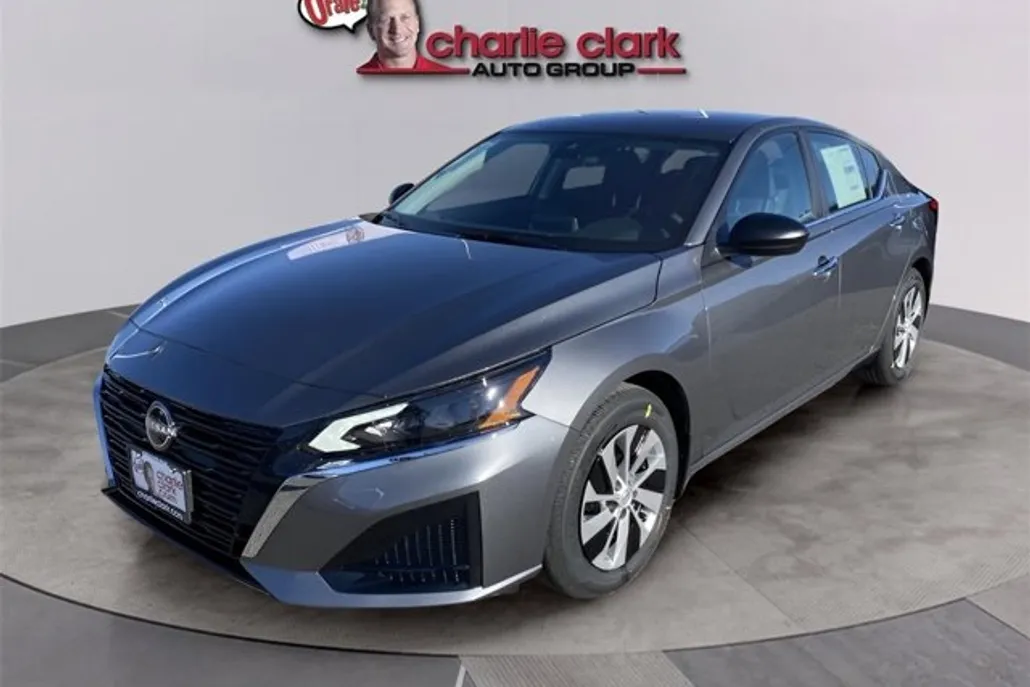 2025 Nissan Altima 2.5 S photo 1