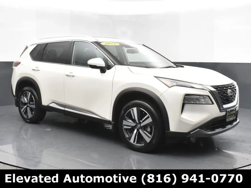 2017 Nissan Rogue SL photo 1