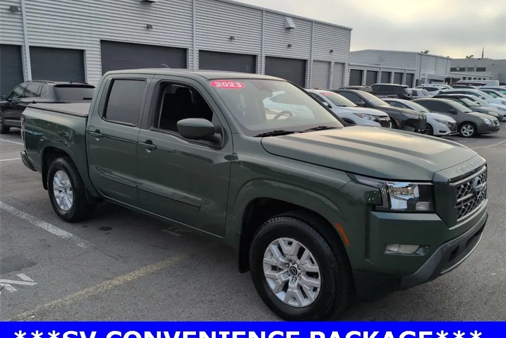 2023 Nissan Frontier SV photo 1