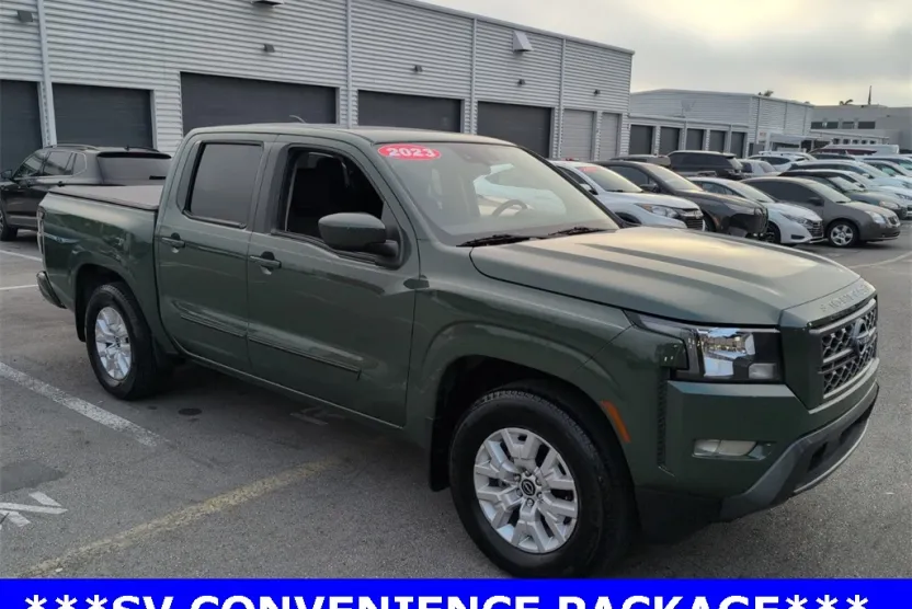 2023 Nissan Frontier SV photo 1