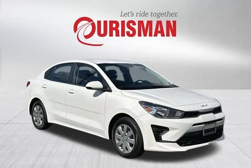 2023 Kia Rio LX photo 1
