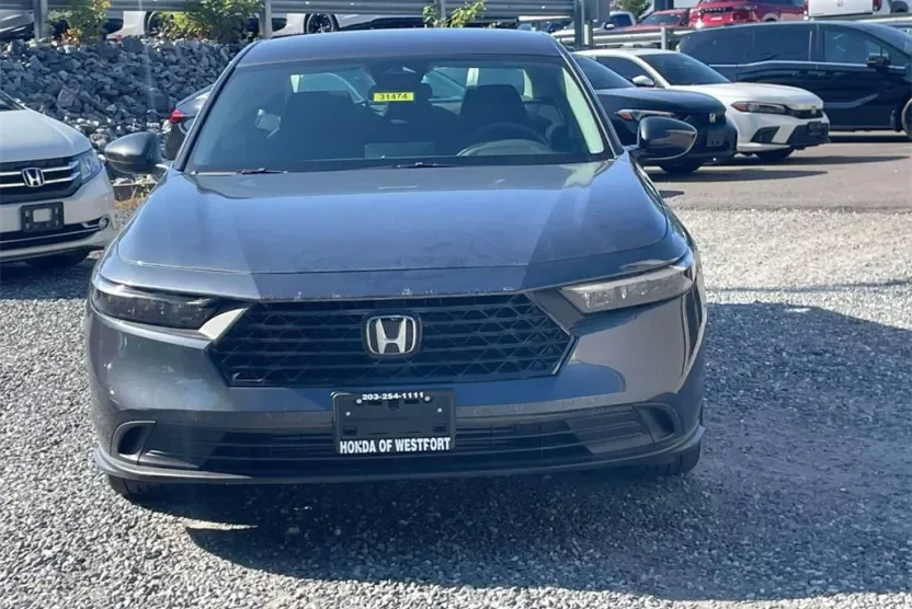2023 Honda Accord LX photo 1