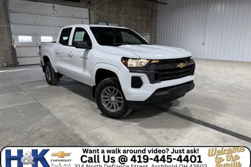 2026 Chevrolet Colorado LT photo 1
