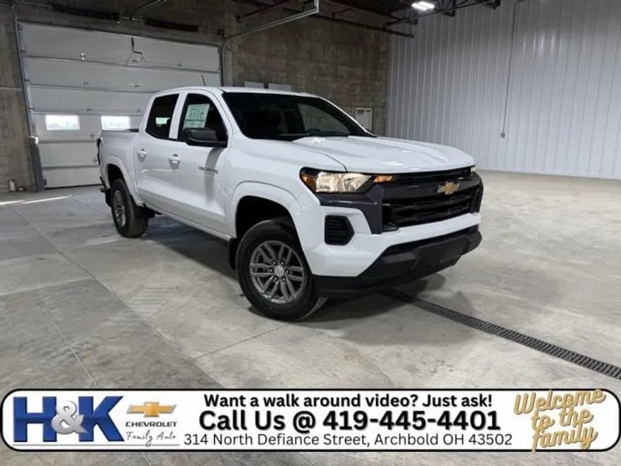 2026 Chevrolet Colorado LT photo 1