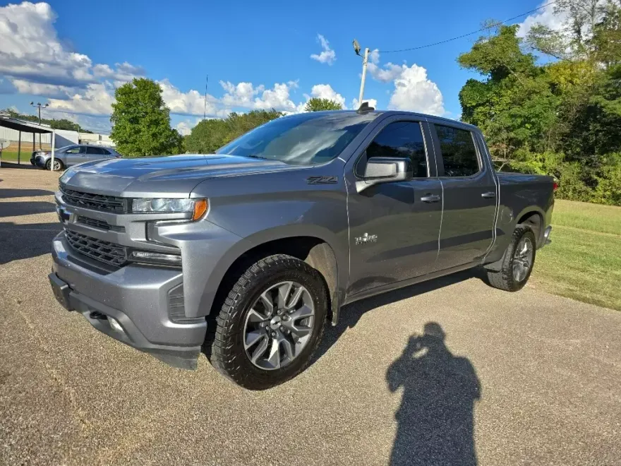 2021 Chevrolet Silverado 1500 RST photo 1