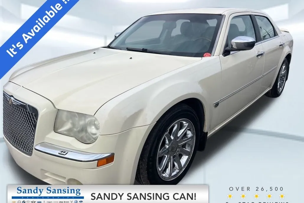 2005 Chrysler 300 C Base photo 1
