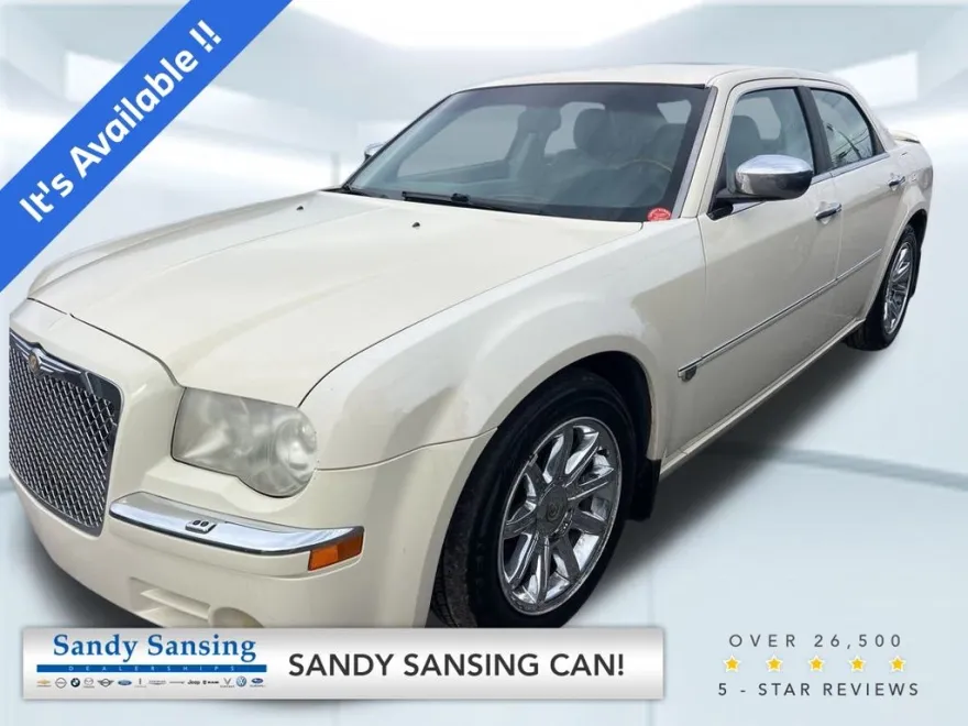 2005 Chrysler 300 C Base photo 1