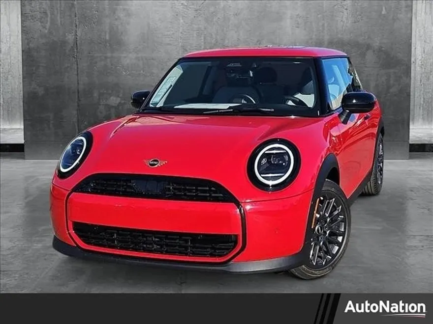 2025 Mini Cooper Hardtop 2 Door Signature photo 1