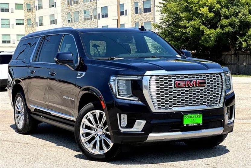 2023 Gmc Yukon XL Denali photo 1
