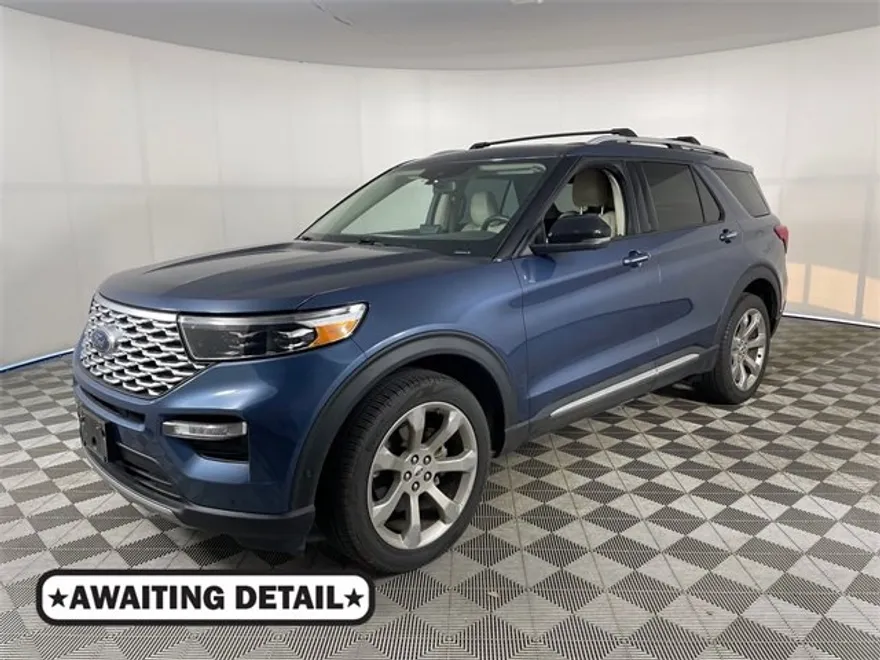 2020 Ford Explorer Platinum photo 1