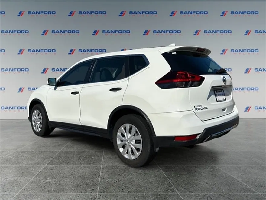 2020 Nissan Rogue S photo 1