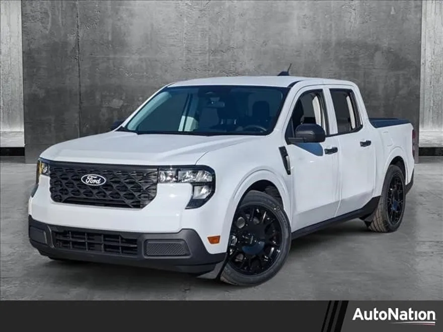 2025 Ford Maverick XL photo 1