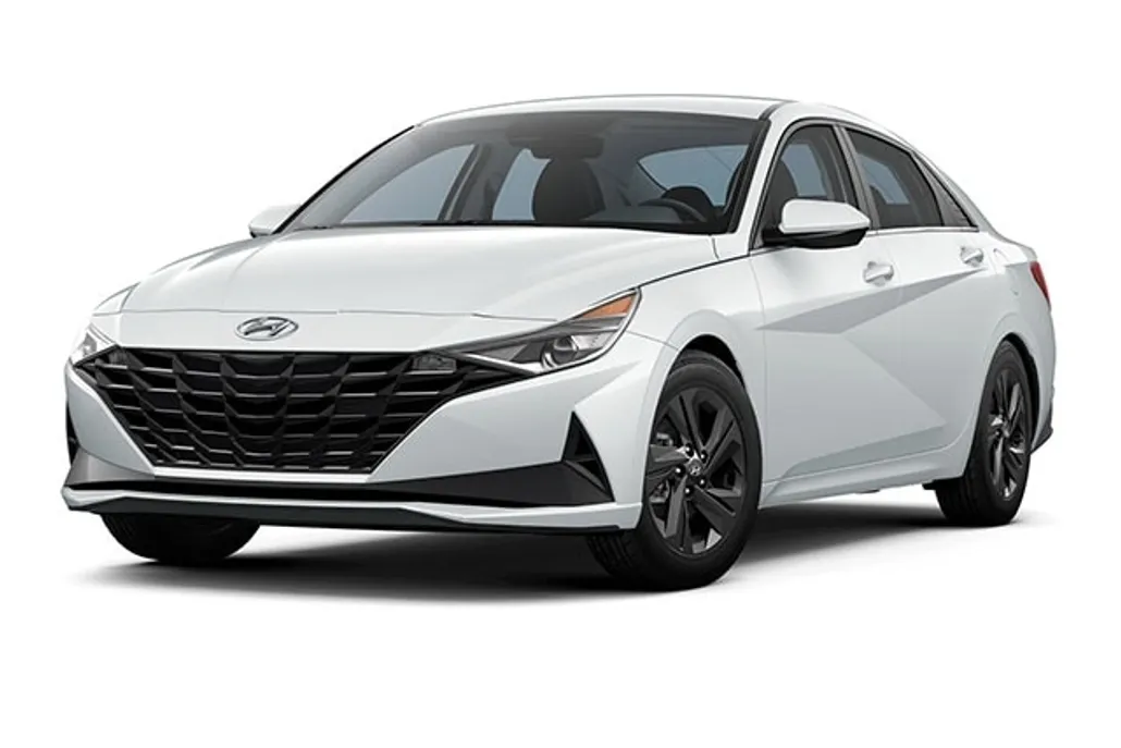 2023 Hyundai Elantra SEL photo 1
