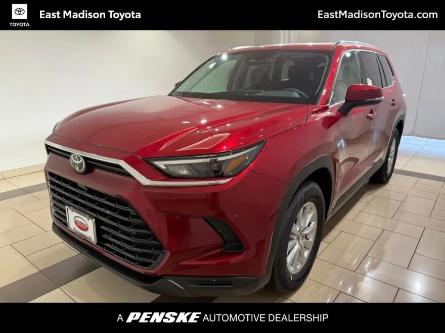 2026 Toyota Grand Highlander XLE photo 1