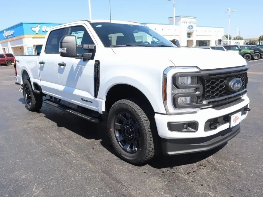 2025 Ford F-250 XL photo 1