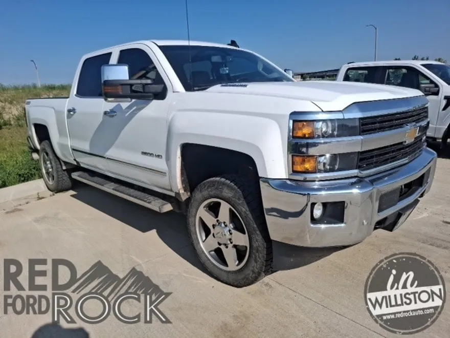 2015 Chevrolet Silverado 2500HD LTZ photo 1
