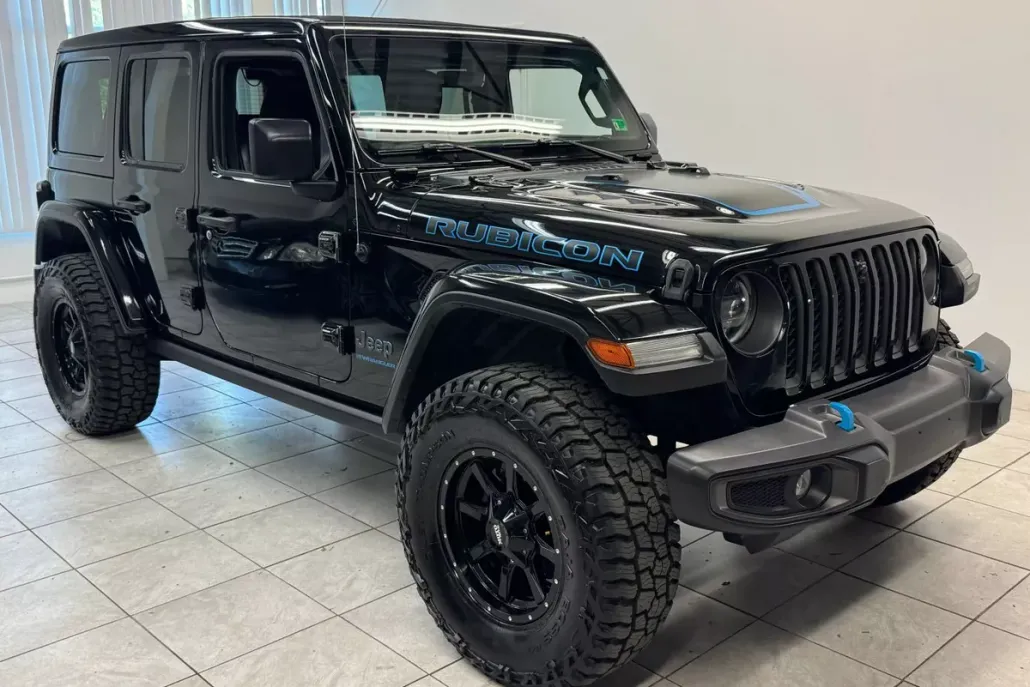 2023 Jeep Wrangler Rubicon 4xe Sport photo 1