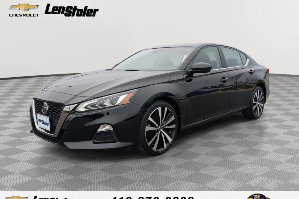 2022 Nissan Altima 2.5 SR photo 1