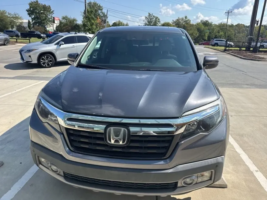 2017 Honda Ridgeline RTL-E photo 1