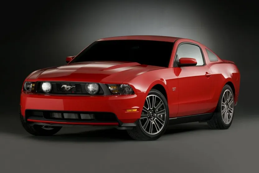2012 Ford Mustang GT photo 1