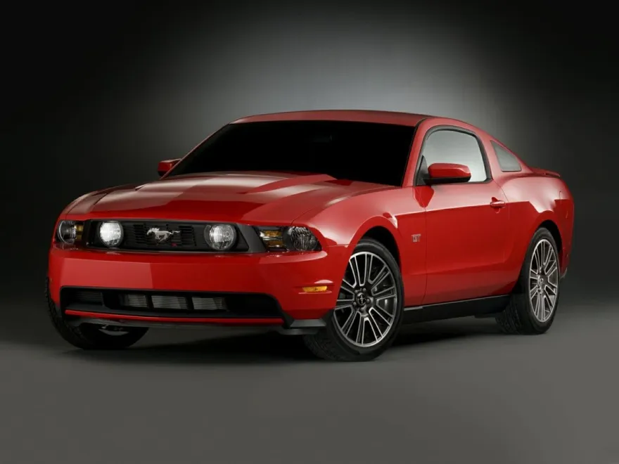 2012 Ford Mustang GT photo 1