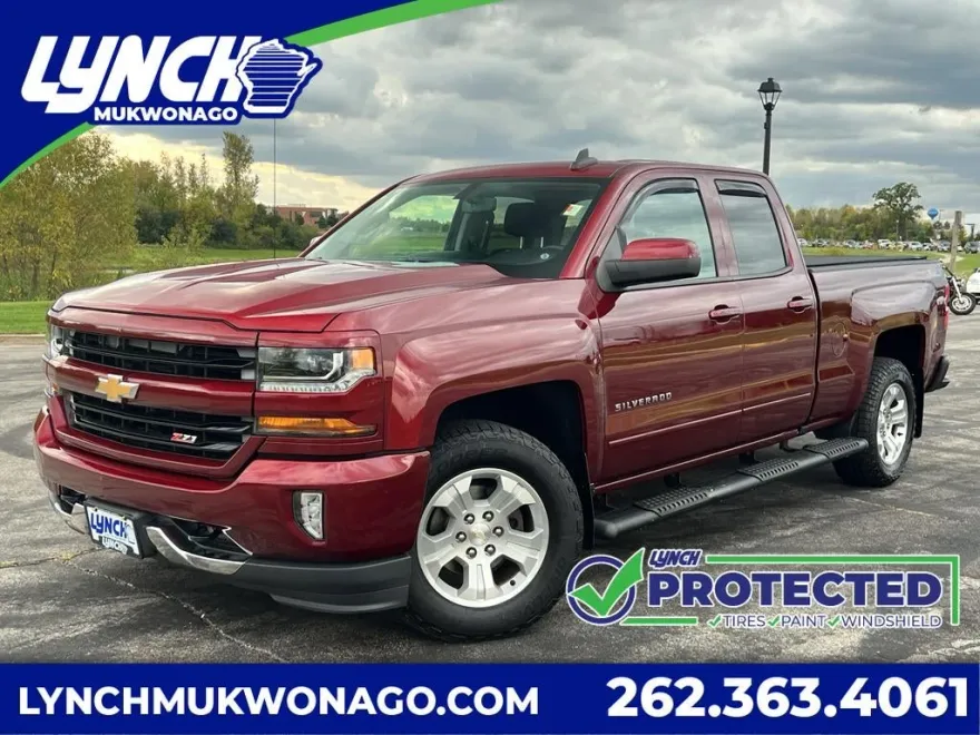 2017 Chevrolet Silverado 1500 LT photo 1