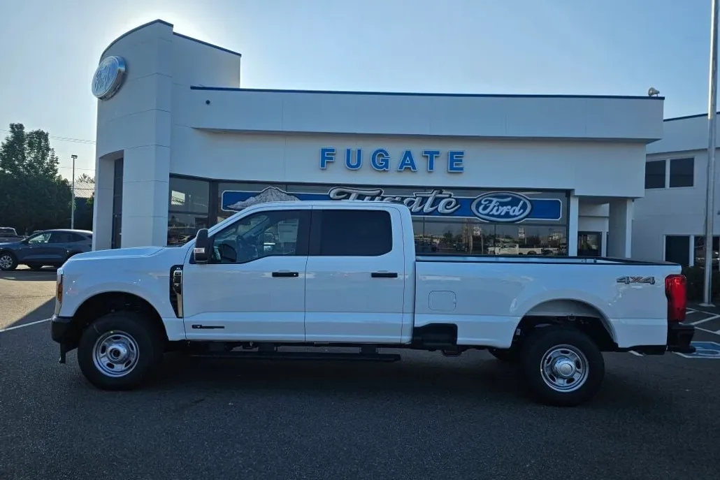 2026 Ford F-350 photo 1