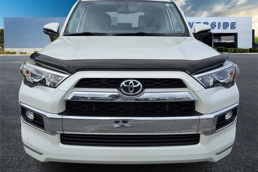 2018 Toyota 4Runner Limited SR5 Premium photo 1