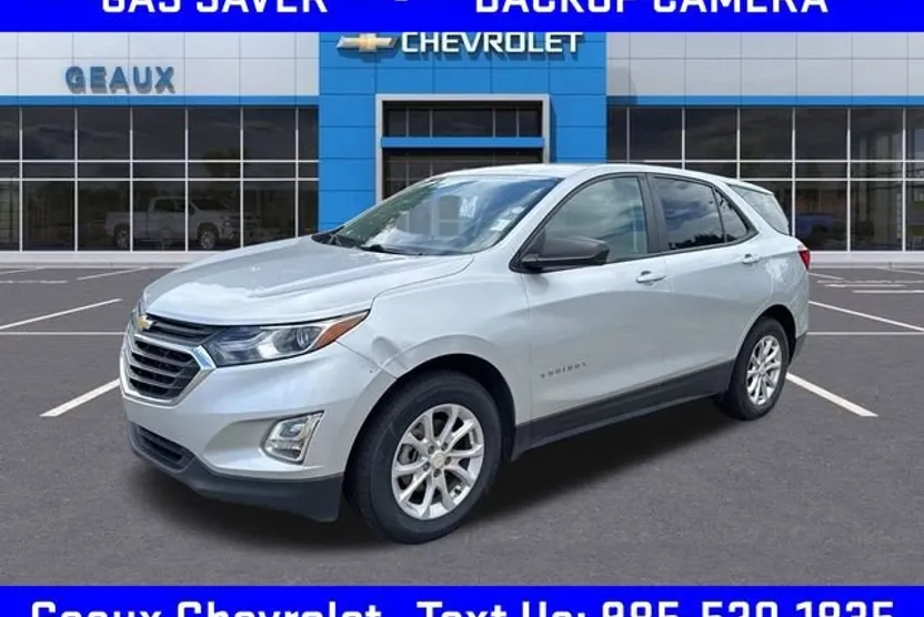 2021 Chevrolet Equinox LS photo 1