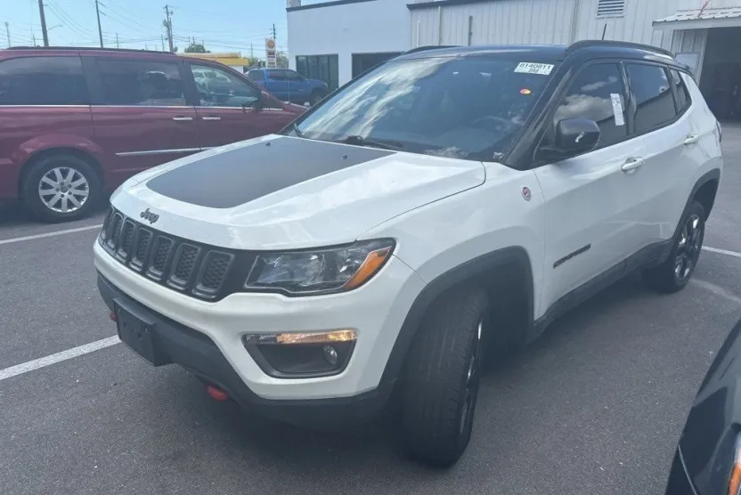 2017 Jeep Compass Trailhawk photo 1