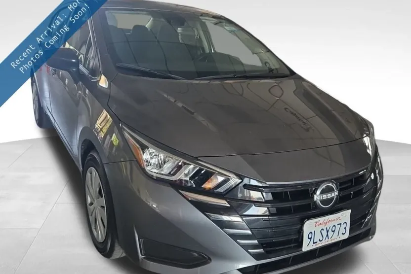2024 Nissan Versa 1.6 S photo 1