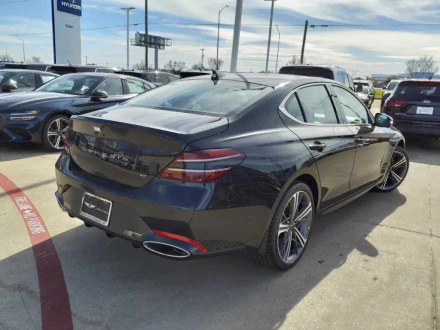 2024 Genesis G70 3.3T Sport Advanced photo 1