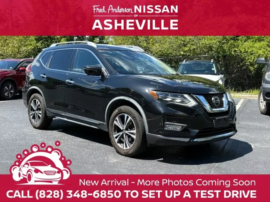 2018 Nissan Rogue SL photo 1