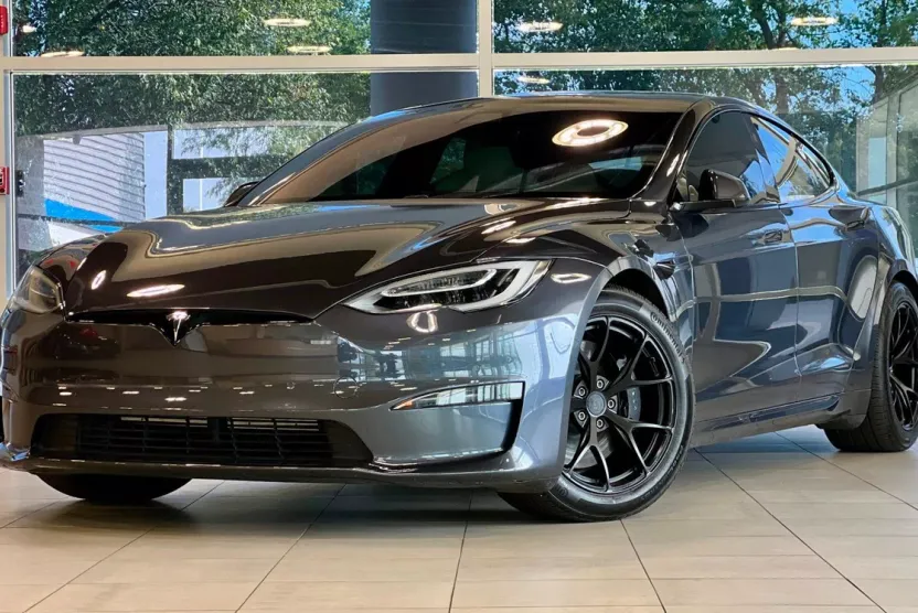 2021 Tesla Model S Plaid AWD photo 1