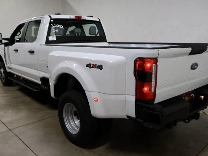 2026 Ford F-350 XL photo 1