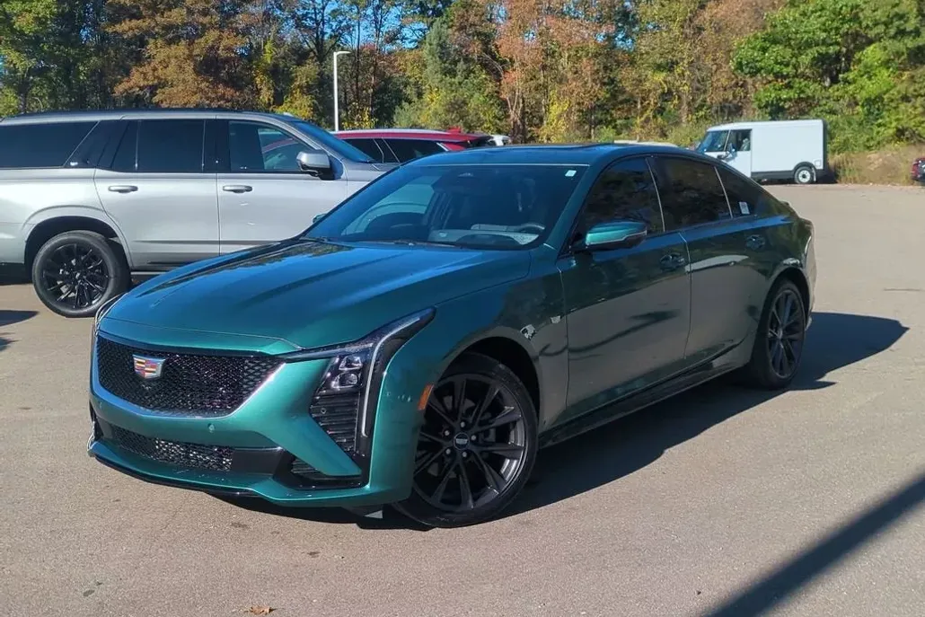 2025 Cadillac CT5 Sport photo 1