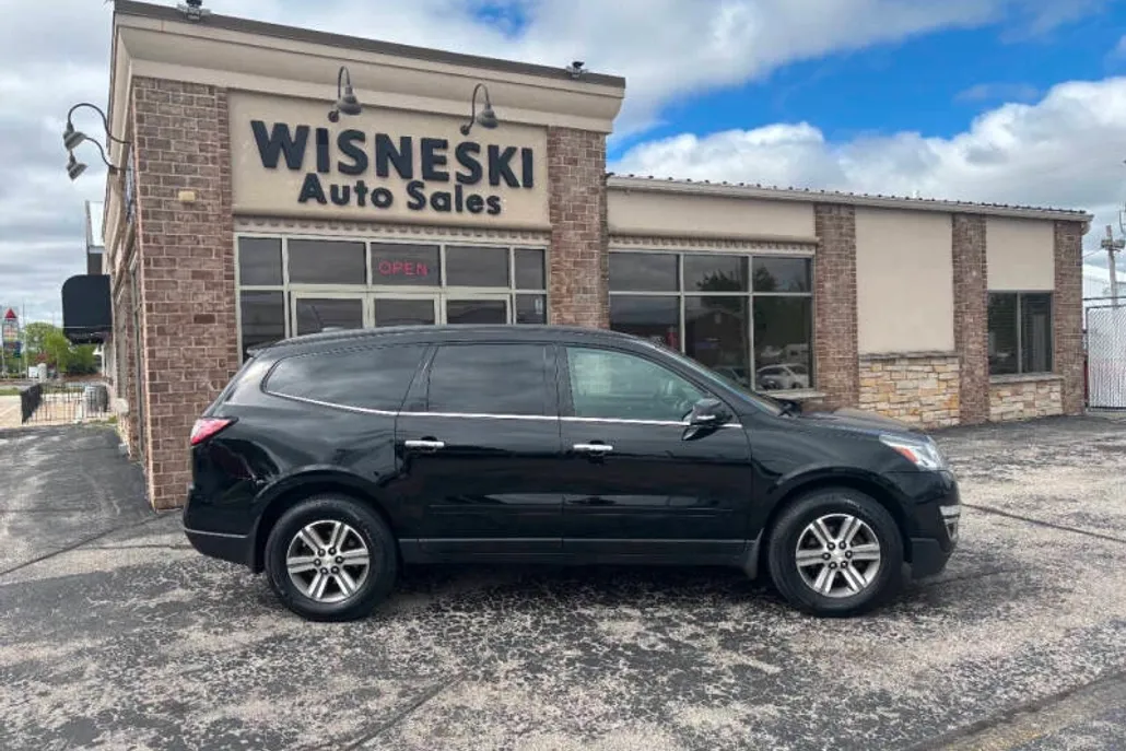 2016 Chevrolet Traverse 2LT photo 1