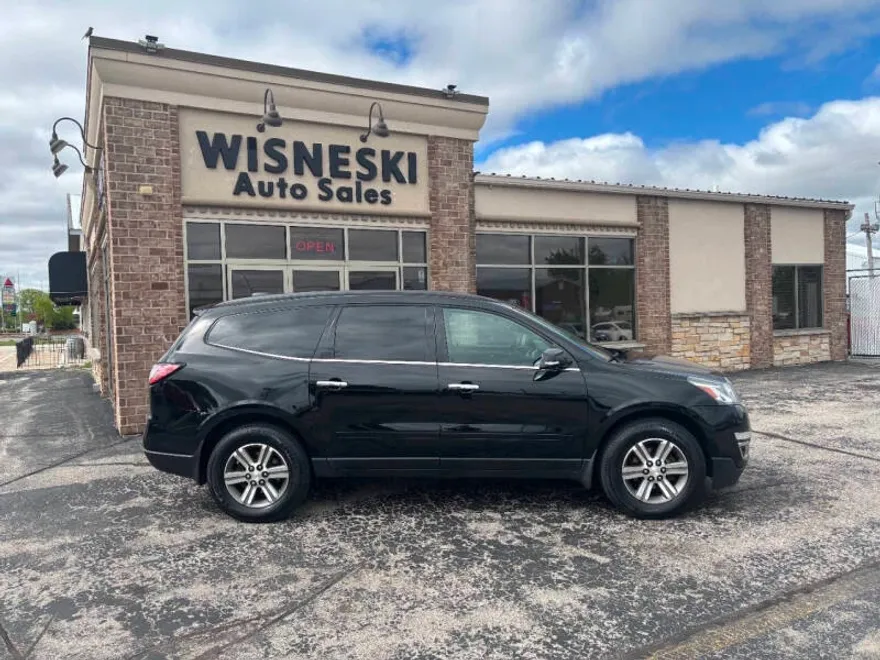 2016 Chevrolet Traverse 2LT photo 1