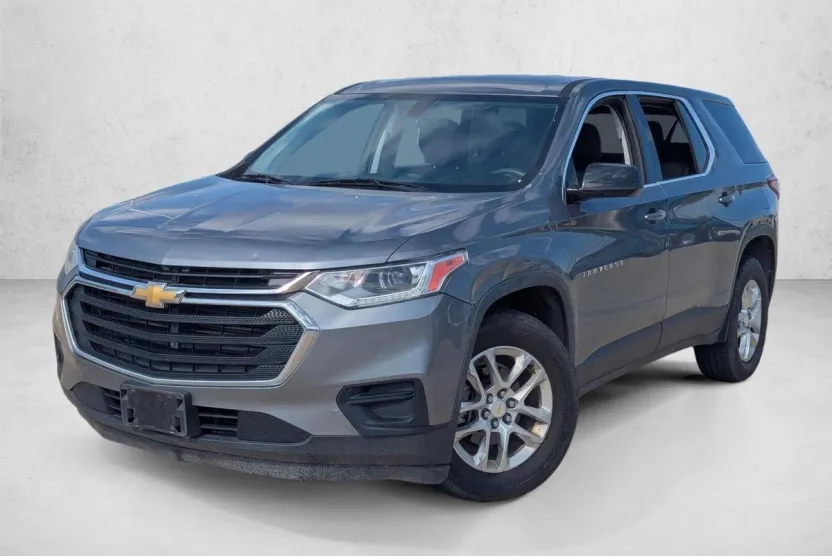 2019 Chevrolet Traverse LS photo 1