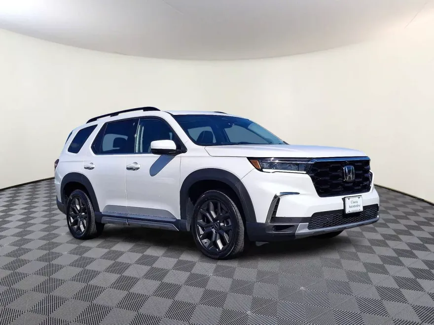 2023 Honda Pilot Elite photo 1