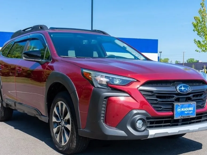 2024 Subaru Outback Limited photo 1