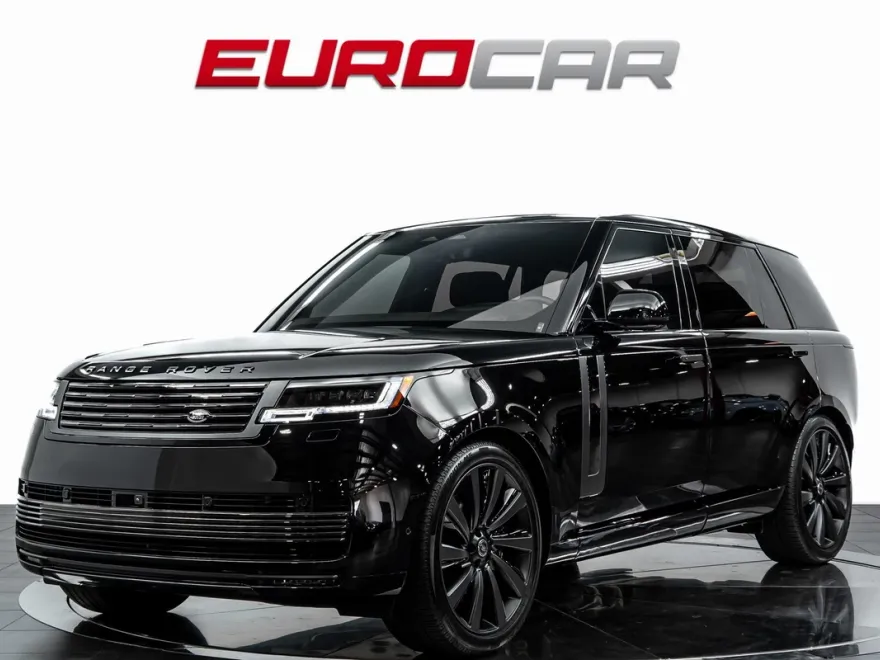 2025 Land Rover Range Rover SV photo 1