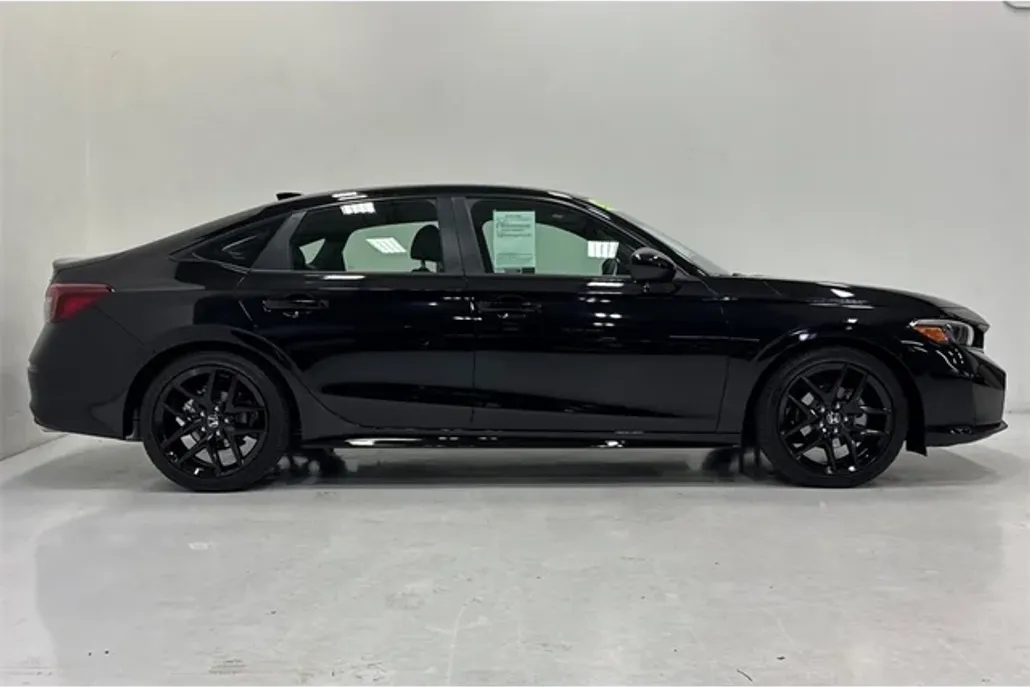 2025 Honda Civic Sport photo 1