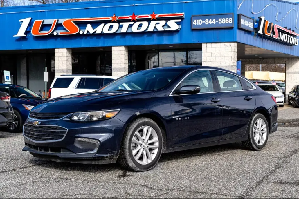 2018 Chevrolet Malibu 1LT photo 1