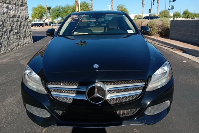 2016 Mercedes Benz C 300 photo 1
