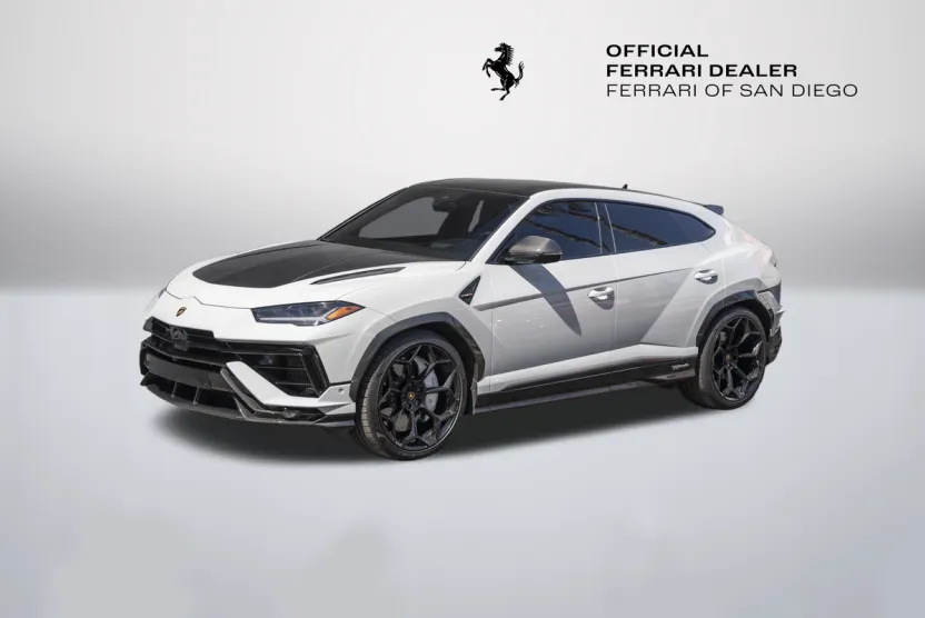 2024 Lamborghini Urus Performante photo 1
