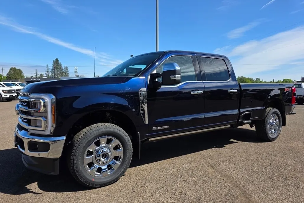 2025 Ford F-350 photo 1