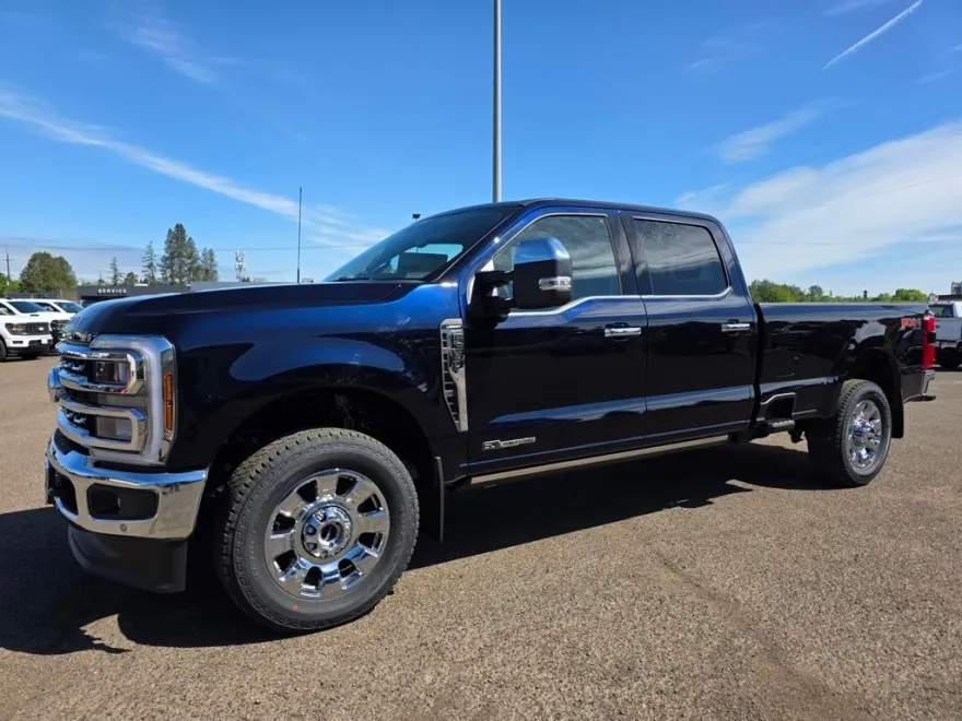 2025 Ford F-350 photo 1